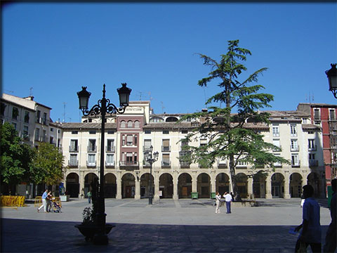 Place de LOGROÑO é7ème étape de la Vuelta 2020